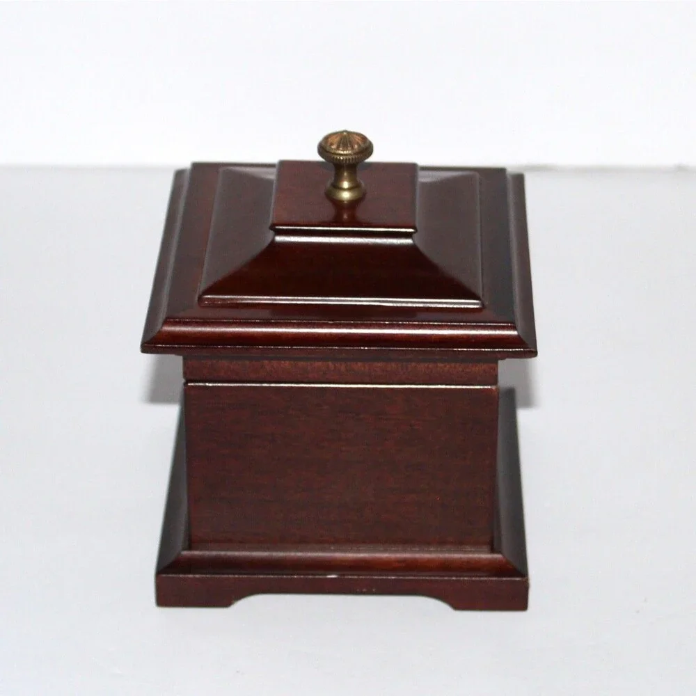Bombay Ring Music Box wood Green velvet vintage jewelry